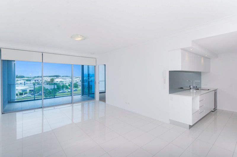 302 "Aquilo" 11/ Compass Drive, BIGGERA WATERS, QLD 4216