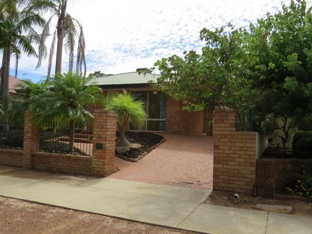 18A Williams Street, KALAMUNDA, WA 6076