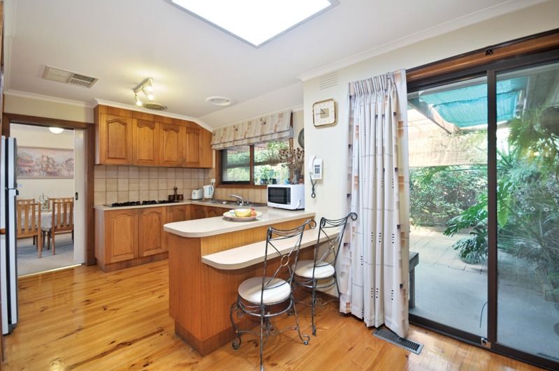 4 Cronia Court, WHEELERS HILL, VIC 3150