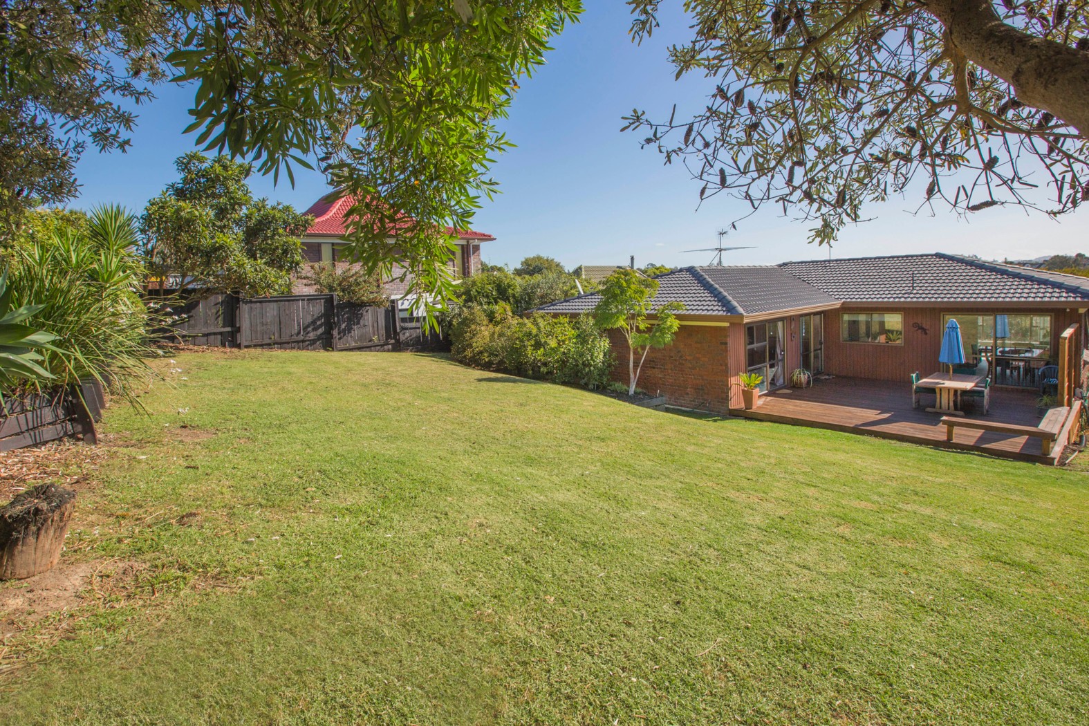 132 Prince Regent Drive, HALF MOON BAY, Manukau City