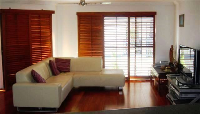 2/5 Taylor Street, BIGGERA WATERS, QLD 4216