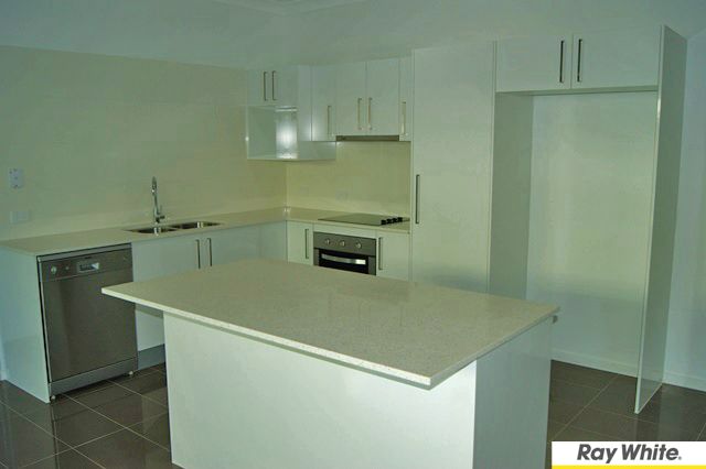 4/10 Thompson Crescent, CLONTARF, QLD 4019