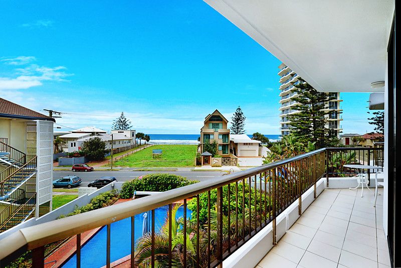 8/3576 Main Beach Parade, MAIN BEACH QLD 4217