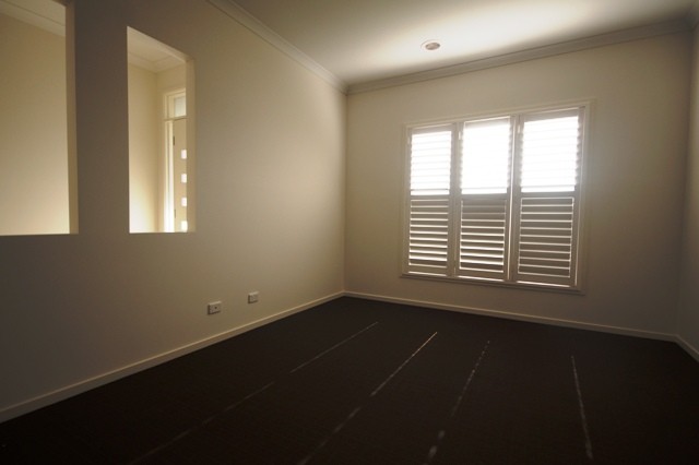 5 Ti Tree Crescent, OFFICER, VIC 3809