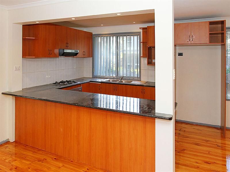 4 Wakeful Place, MILL PARK, VIC 3082