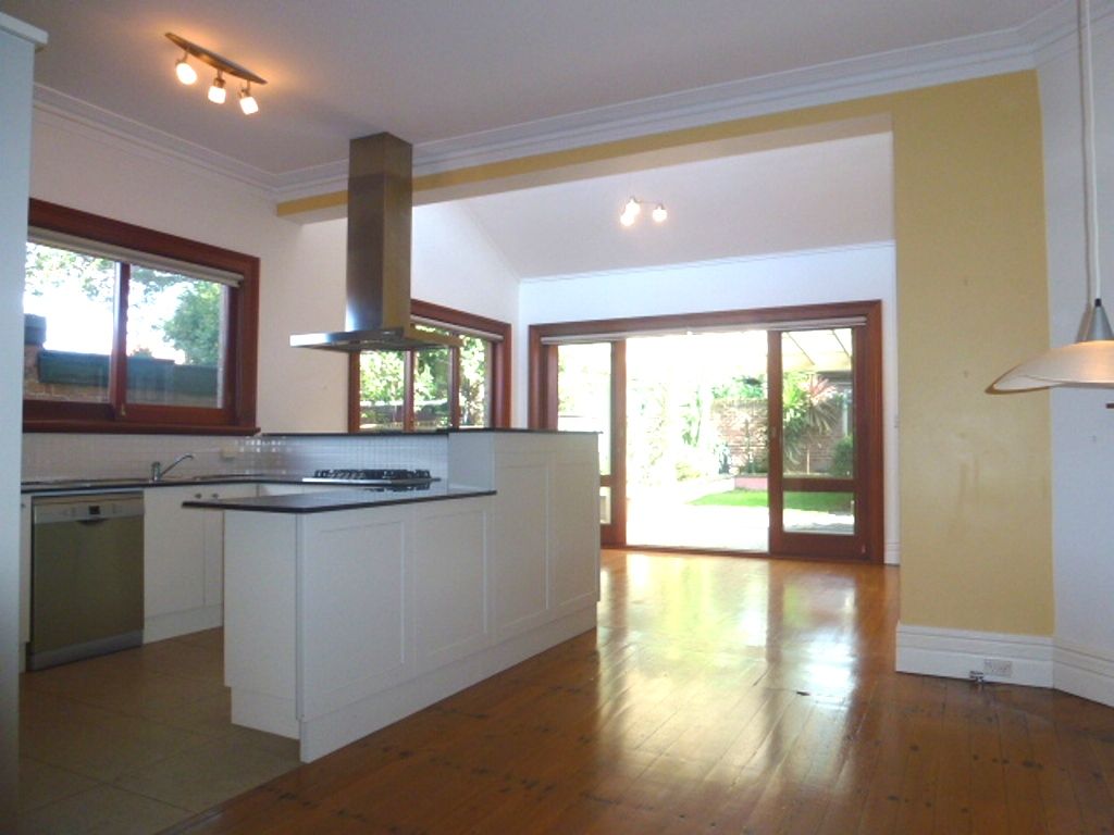 111 Trafalgar Street, STANMORE, NSW 2048