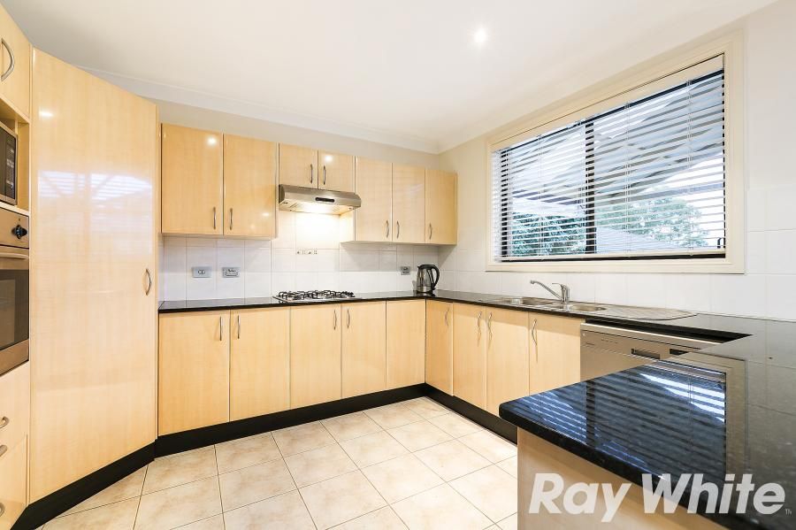 16 Morgan Place, BEAUMONT HILLS, NSW 2155
