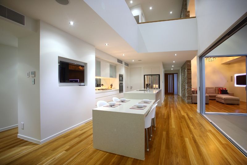 11 Muraban Street, MOOLOOLABA, QLD 4557