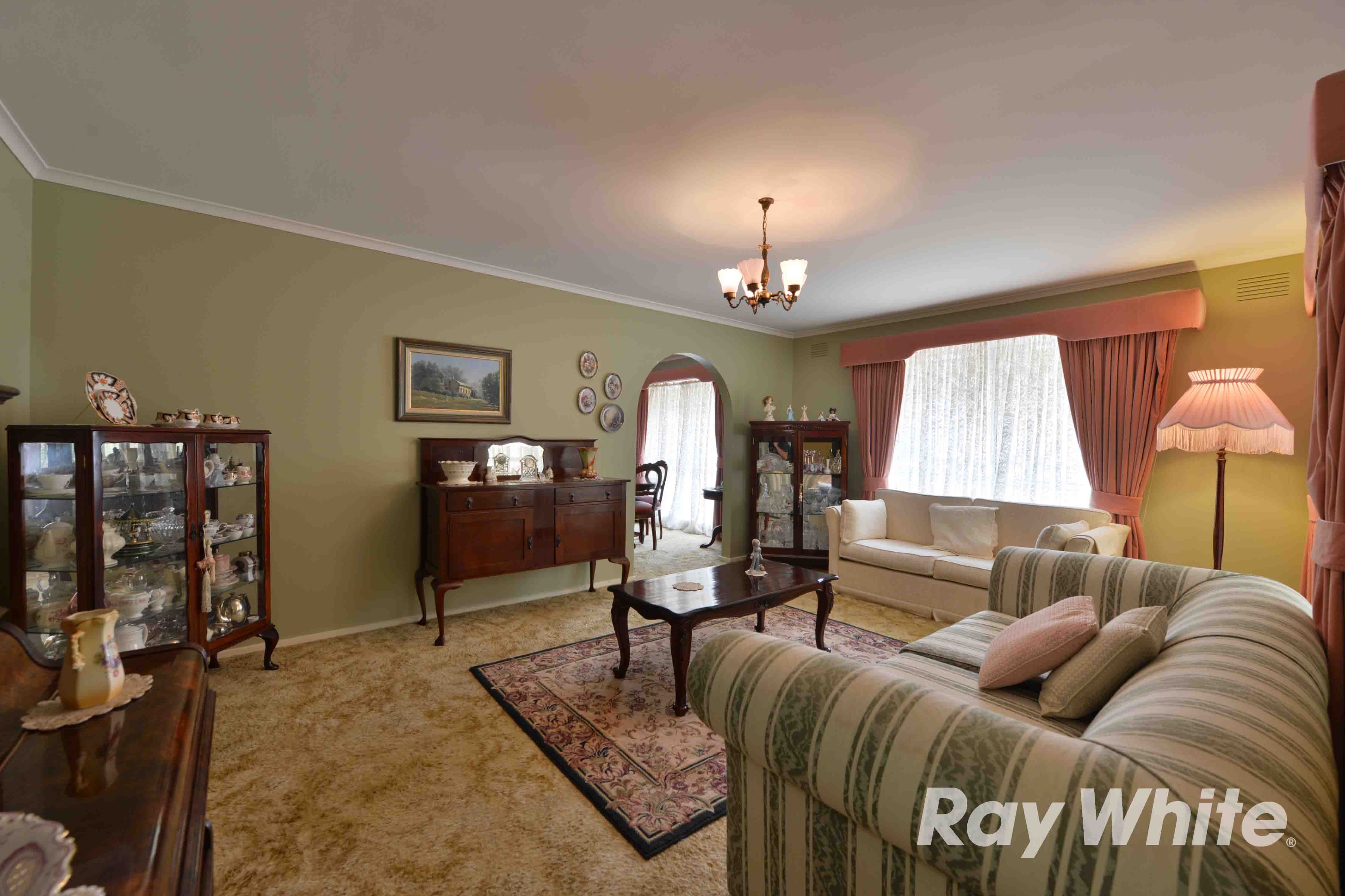39 Chestnut Avenue, FERNTREE GULLY, VIC 3156