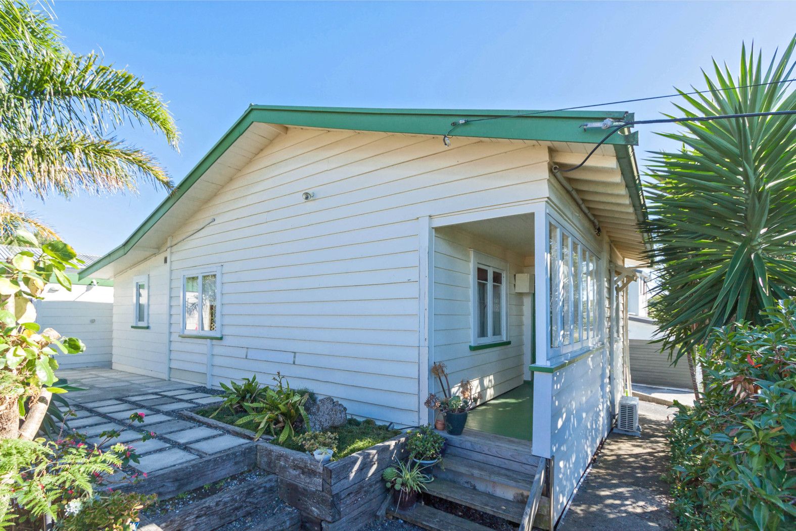 15b Ferndale Road, Mount Wellington, Auckland City