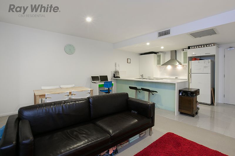 8/53 Dunmore Terrace, AUCHENFLOWER, QLD 4066