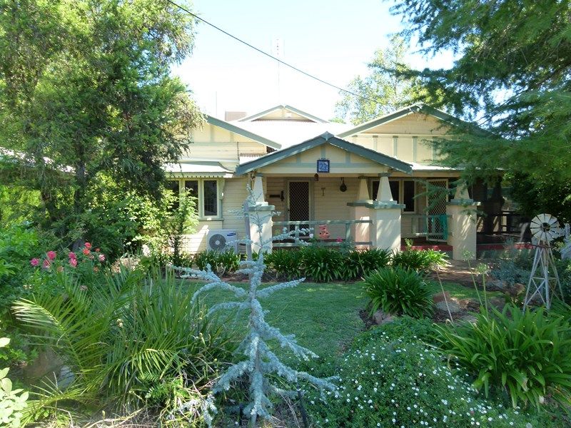 23 Clement Street, FORBES NSW 2871