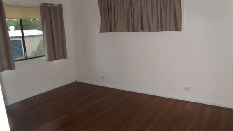 4 Wordsworth Street, STRATHPINE, QLD 4500