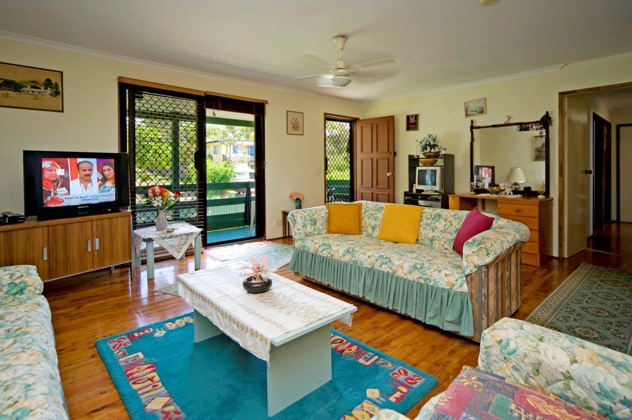3 Blanford Street, Arundel, QLD 4214