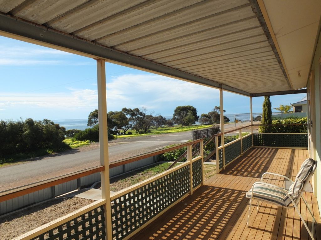 6 The Esplanade, TICKERA, SA 5555