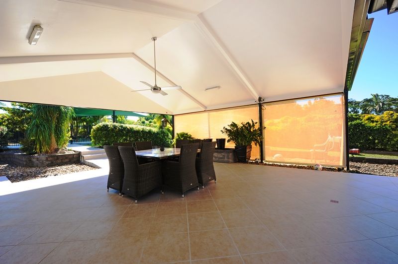 7 Parkview Road, GLASS HOUSE MOUNTAINS, QLD 4518