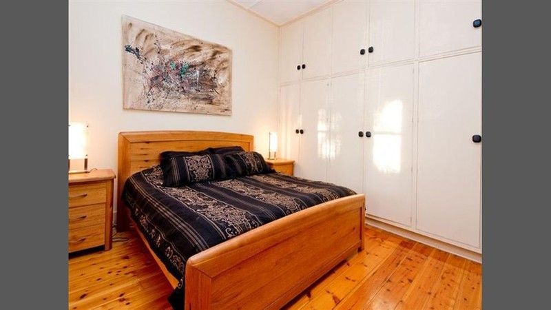 120 East Terrace, HENLEY BEACH, SA 5022