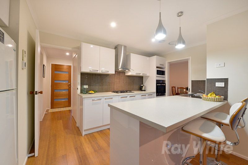 21 Balladonia Road, ROWVILLE, VIC 3178