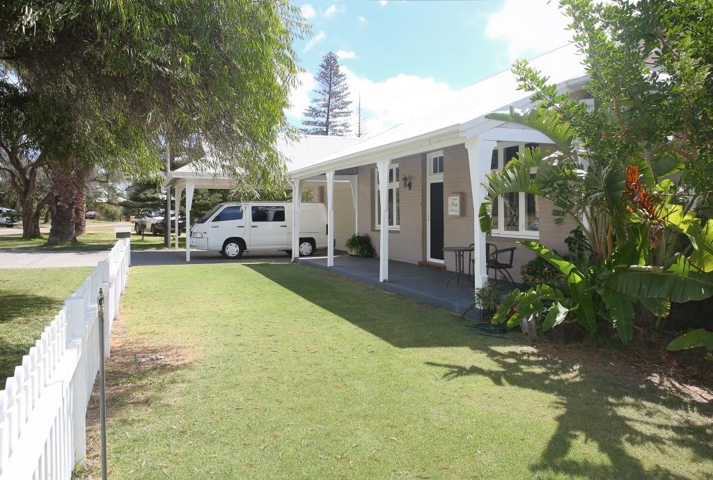 10 Duboulay Street, WEST END, WA 6530
