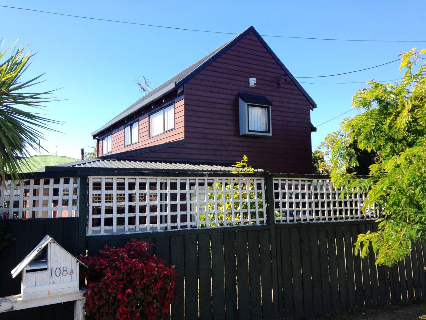 108a Chivalry Road, GLENFIELD, North Shore City