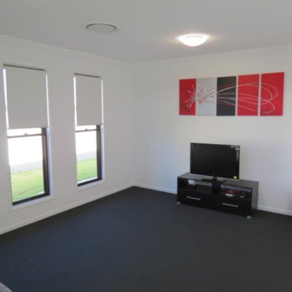 1 SEWELL Street, EMERALD, QLD 4720
