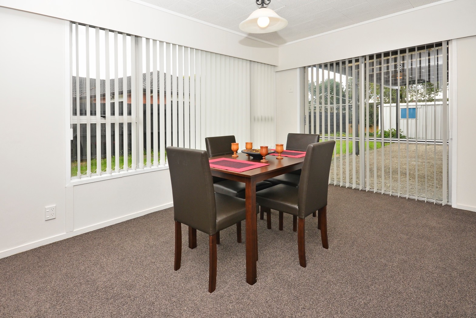19 Fields Road, MANUREWA, Manukau City