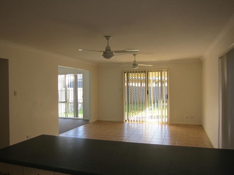 7 Peter Close, BRACKEN RIDGE, QLD 4017