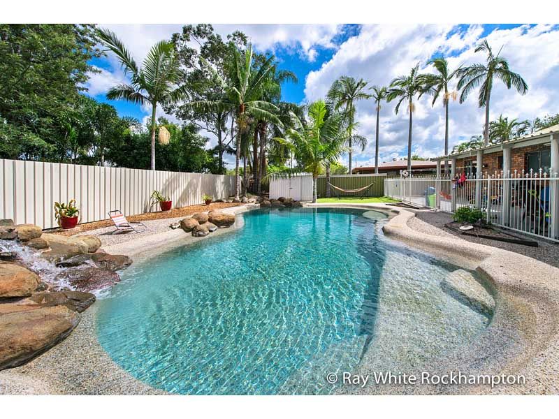 3 Barrett Street, NORMAN GARDENS QLD 4701