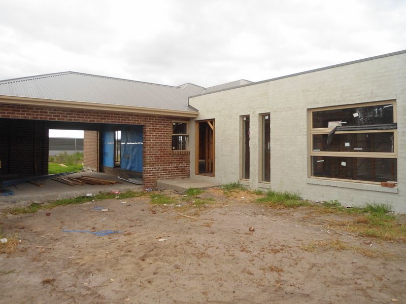 5 East Court, KEYSBOROUGH VIC 3173