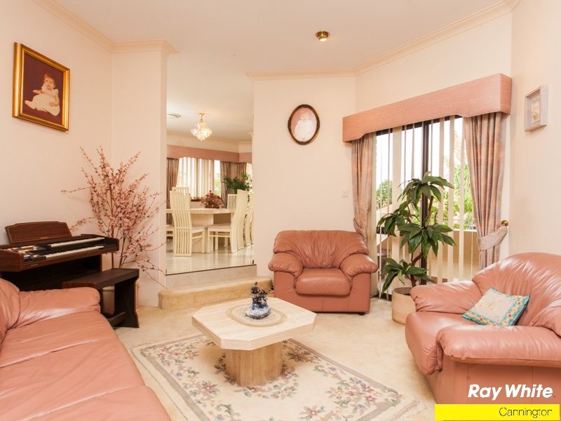 15 Riverview Rise, WILSON, WA 6107