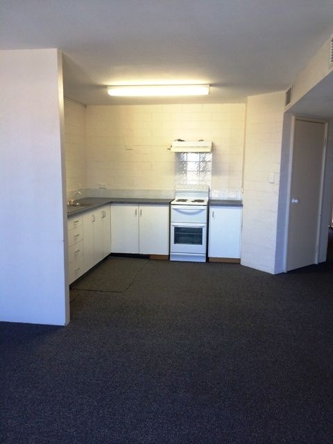 2/3 Sanford Street, GERALDTON, WA 6530