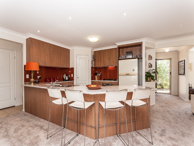 42 Tranquility Drive, ROTHWELL, QLD 4022