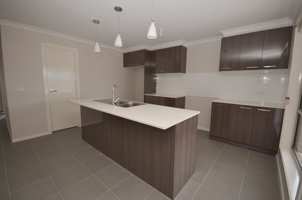 5 Jessica Way, DELACOMBE, VIC 3356