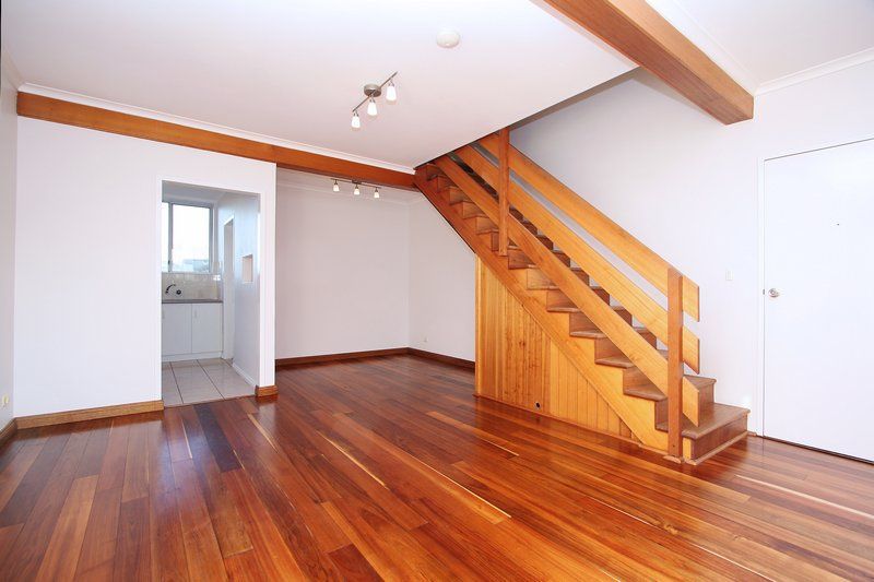 4/286 Seaview Road, HENLEY BEACH, SA 5022