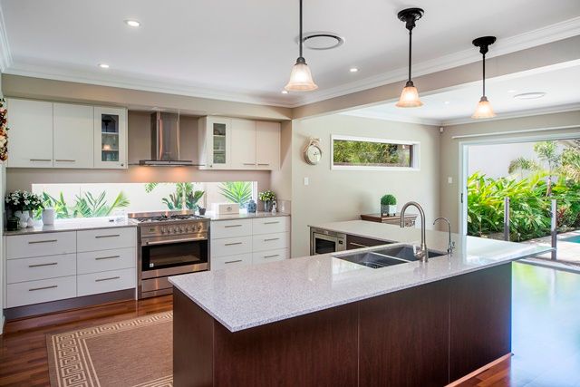 9135 Peter Senior Drive, HOPE ISLAND, QLD 4212