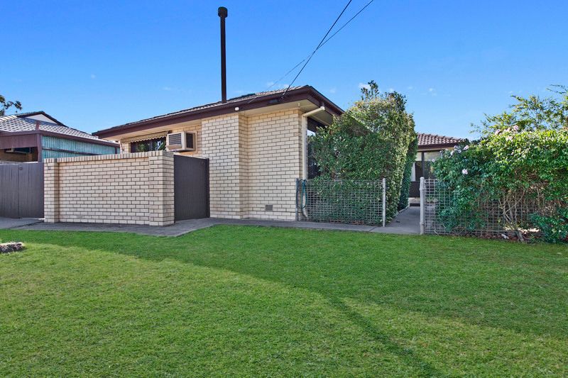 16 Sturt Road, VALLEY VIEW SA 5093