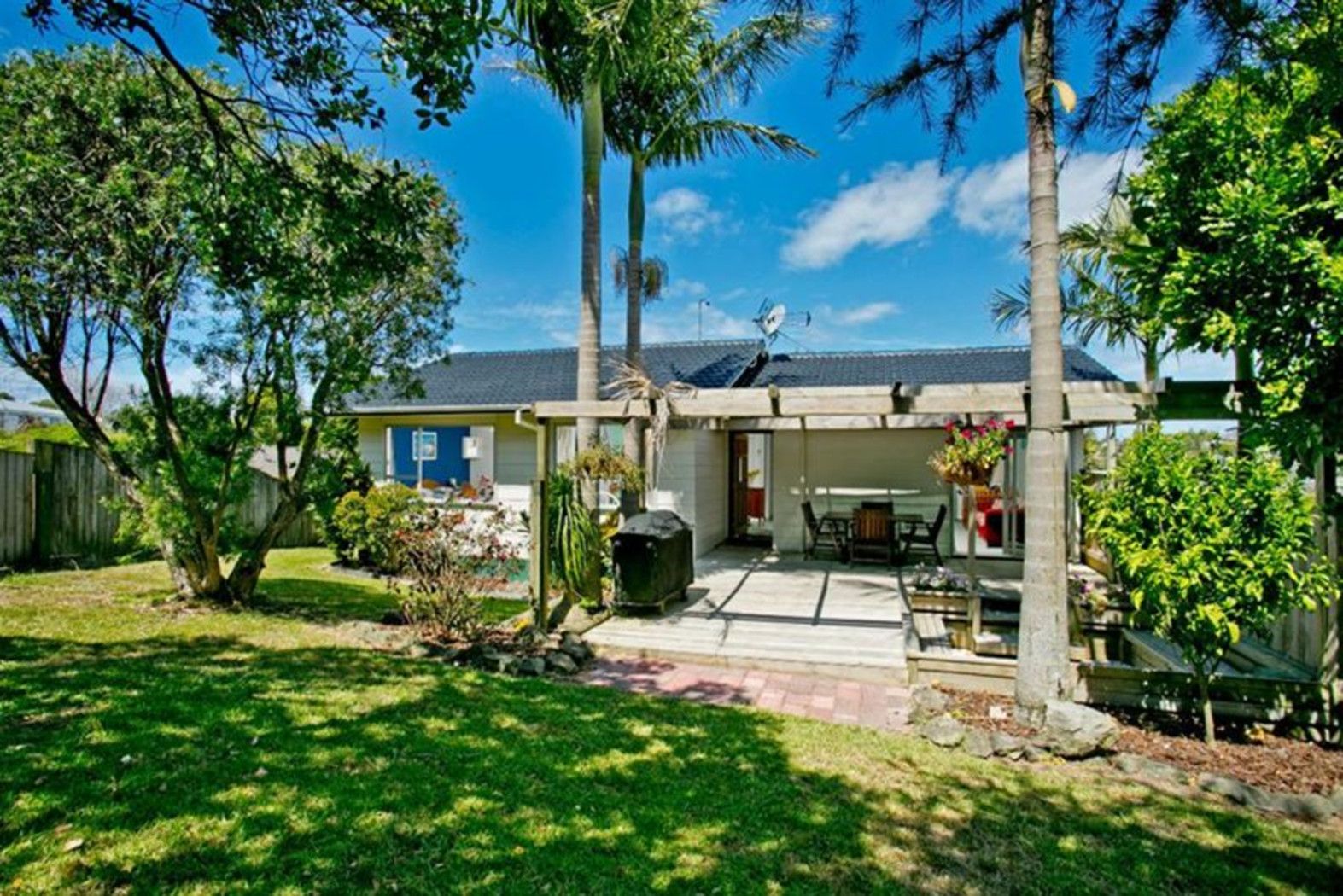 4 Cranston Street, TORBAY, North Shore City