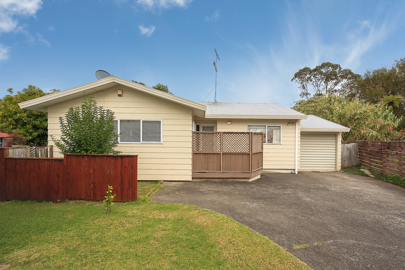 4A Battle Place, GLENFIELD, North Shore City