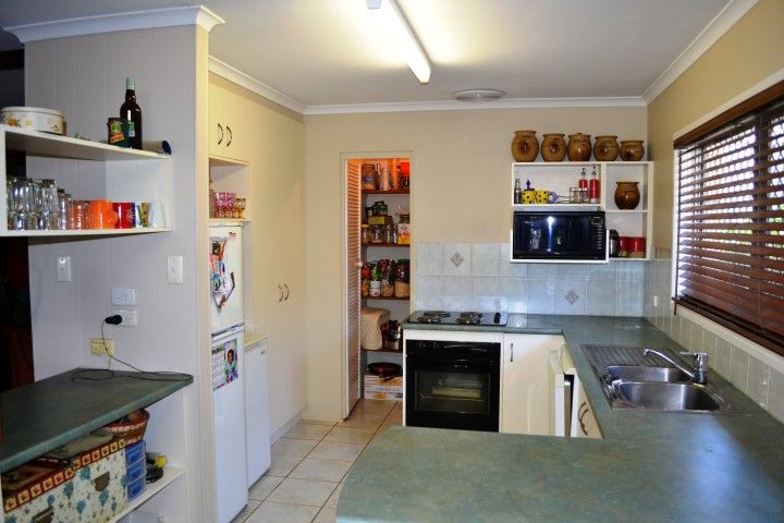 1 John Street, SCARNESS, QLD 4655