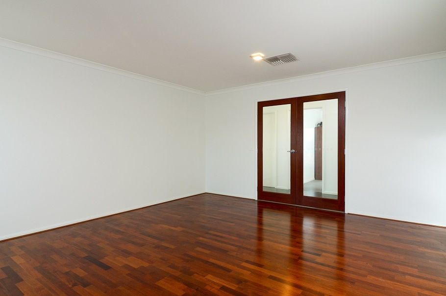 1 Bradford Drive, CRANBOURNE EAST, VIC 3977
