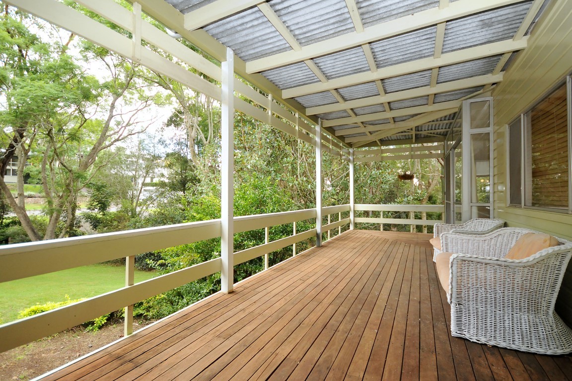 6 Fairholme Street, MOUNT LOFTY, QLD 4350