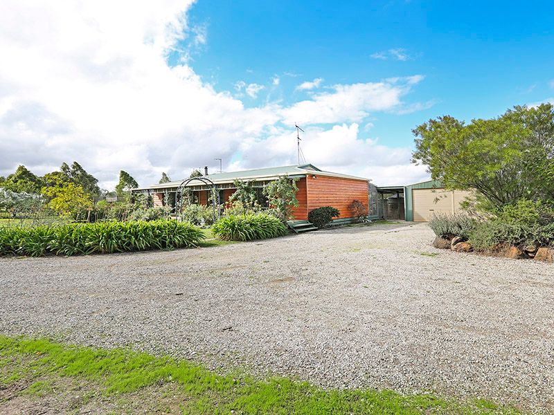 193 Burnside Road, BANNOCKBURN, VIC 3331