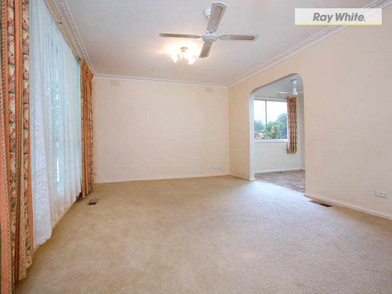 84 Fifth Avenue, ROSEBUD, VIC 3939