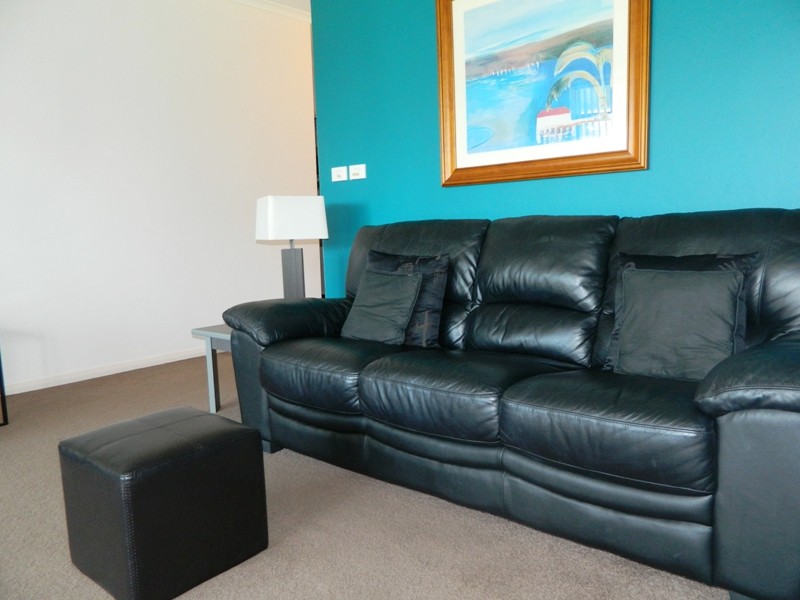 2/1A Fathoms Mitchell Parade, MOLLYMOOK, NSW 2539