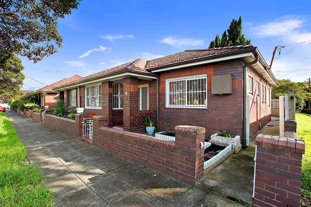 39 Woodcourt Street, MARRICKVILLE NSW 2204