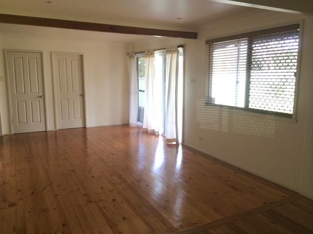 32 Restlea Avenue, CHARMHAVEN, NSW 2263
