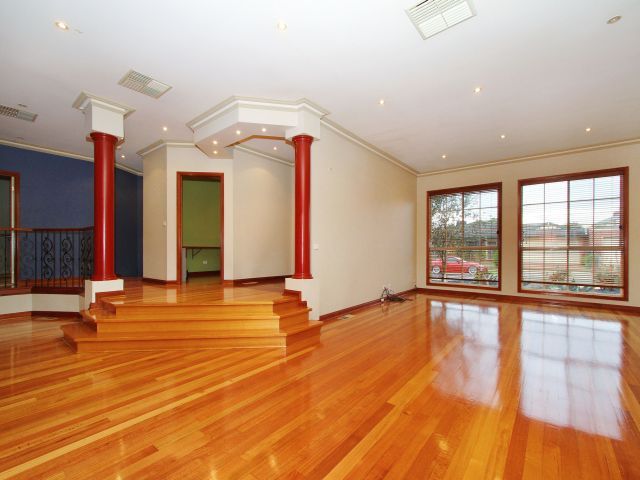 2 Atlanta Close, MILL PARK, VIC 3082