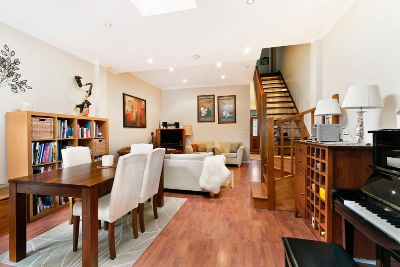 18 Albert Street, ERSKINEVILLE, NSW 2043