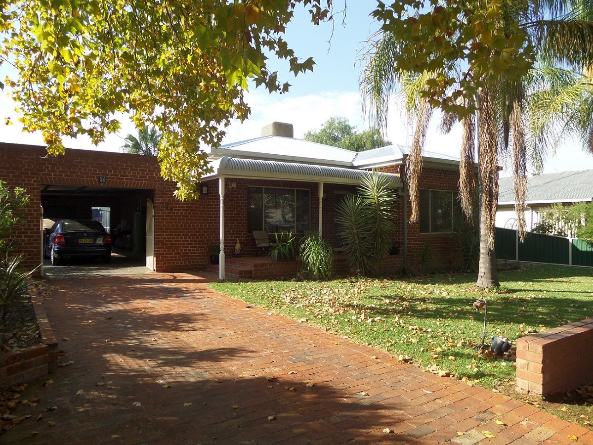 27 Chantilly Street, NARRANDERA NSW 2700