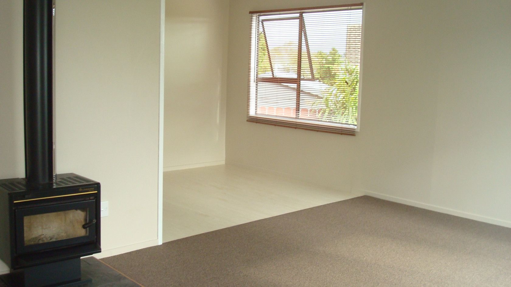 2/15 Armada Drive, RANUI, Waitakere City